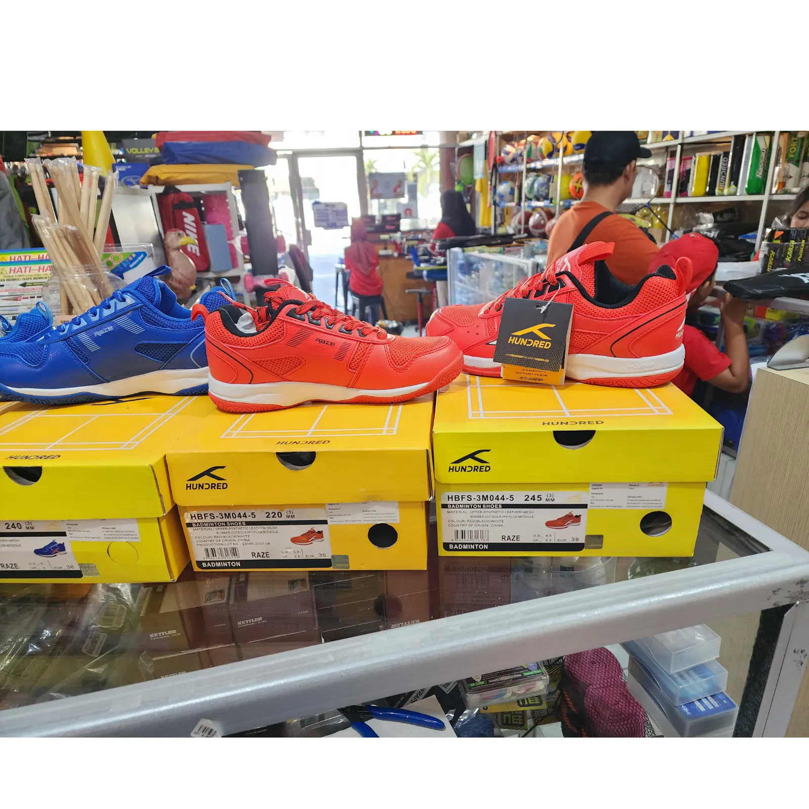 [9.9 Mega] Sepatu Hundred Raze PROMO KHUSUS MEGA SPORTS 2